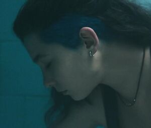 Nude Roberta Mattei - Veloce come il vento (2016)