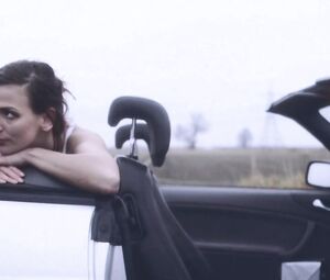 Nude Roxanne Gregory - Discard (2014)