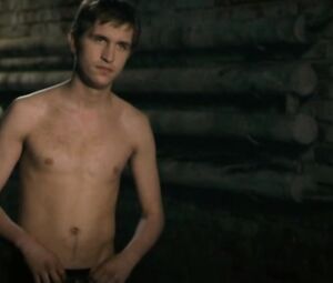 Nude Elena Netesina , Nadezhda Tolubeeva - Peremirie (2010)