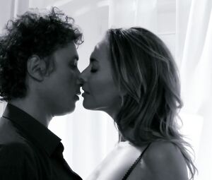Nude Zhanna Friske - Kto ya (2010)