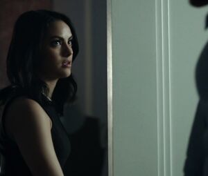 Nude Lili Reinhart – Riverdale s01e13 (2017)
