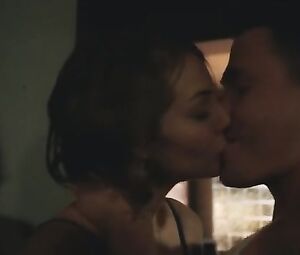 Willa Holland - Hot Scene