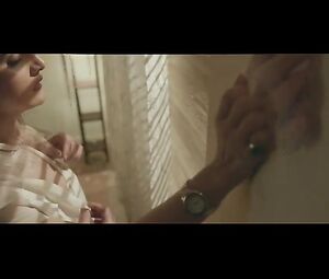 Zareen Khan Hot Scenes with Gautam Rode In Aksar 2