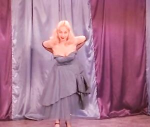 Classic sex scene Teaserama (1955) Full Movie