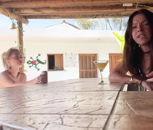 Two Girls-Youtuber NAKED TRAVELER and her Friend
