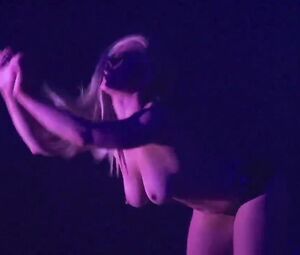 Messy Painted Naked on Stage video - Phoebe Elle James - miss Nude Australia 2017