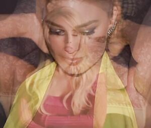 Jerk off Margot Robbie Sexy Hot 2019