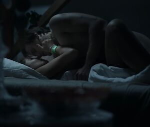 Nude Amanda da Gloria - Winterherz Tod in einer kalten Nacht (2018)