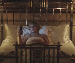 Nude Cуcile de France - The New Pope s01e02 (2019)