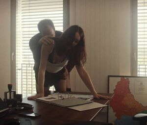 Nude Julie Kieffer - Capitani s01e04e08e12 (2019)