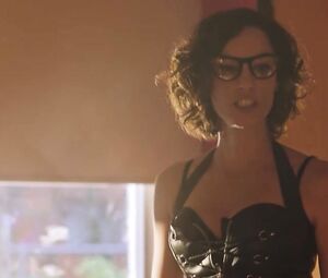 Nude Marimar Vega, Mariel Molino, Fabiola Campomanes - El Juego de las Llaves s01e06-08 (2019)