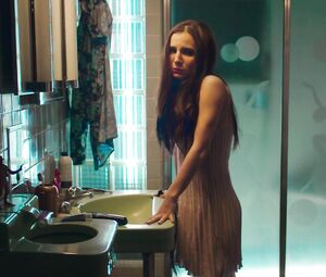 Nude Martha Higareda - Tod@s Caen (2019)