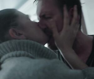 Nude Viktoriya Isakova, Maryana Spivak - Vongozero. The Outbreak s01e06 (2019)