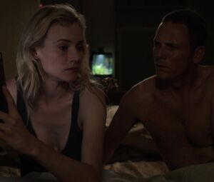 Nackte Diane Kruger, Alejandra Perez – The Bridge s01e02 (2013)