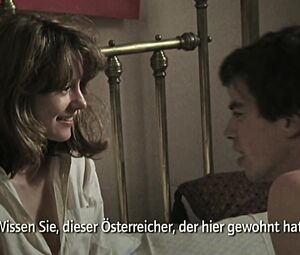 Nackte Lavinia Wilson - Mutig in die neuen Zeiten - Nur keine Wellen (2006)