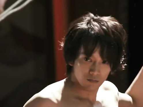 Naked on Stage - Japanese girl squirt in a rope (Nude BDSM performance