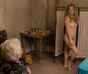 Maggie gyllenhaal naked