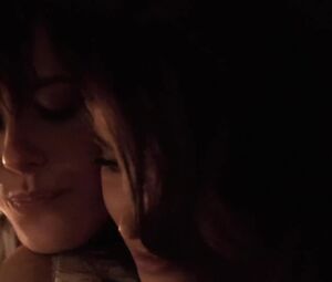 Celebs video of Sarah Shahi and Katherine Moennig licking snatches in The L Word