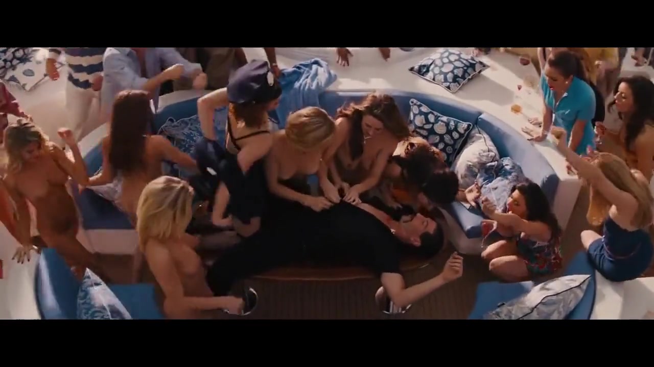 Wolf of wall street naked scenes