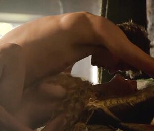 Actress from Sweden Rebecca Ferguson hooks up in miniseries The White Queen (2013)