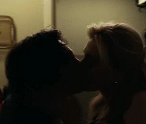 Elizabeth Debicki tries being fucked by as man cums she runs away in Widows (2018)