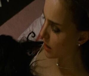Mila Kunis and Natalie Portman fuck in the bedroom in drama movie Black Swan (2010)