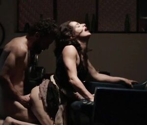 Raquel Karro nude scenes - Pendular