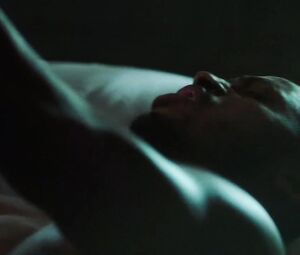 Petite Ebony MILF Naturi Naughton in explicit sex act in bedroom from Power TV series