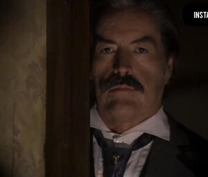 Mustachioed old guy provokes wife to kiss and touches teen's titties in DeadWood Season 1