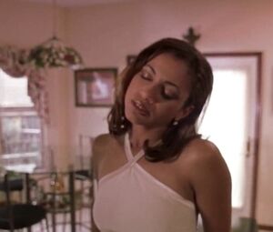Mulatto girl has muff licked by black man who disappears in Uninvited Guest (1999)