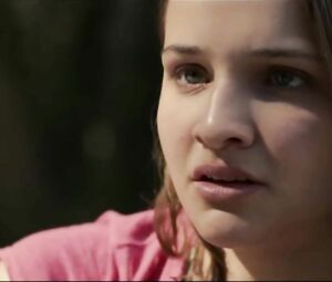 HD sex moments of Lisa Vicari kissing and being fucked by Louis Hofmann in Dark