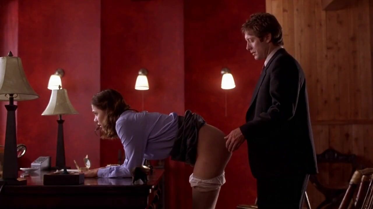 Secretary movie sex scenes