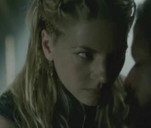 Katheryn Winnick from TV series Vikings gets on top of guy and rides him till she cums