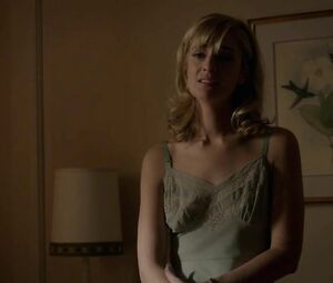 Caitlin FitzGerald gets it on and makes man cum in no time in Masters of Sex S03E08 (2015)