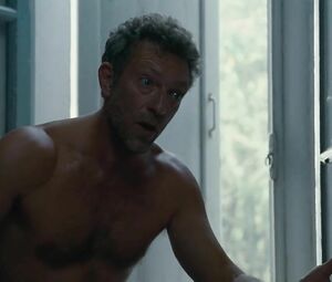 Hot nude scene of Lola Le Lann that leads to sex in Un Moment D'egarement (2015)