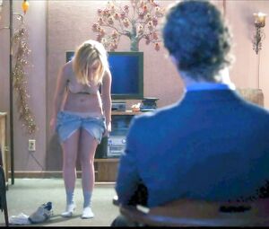 Such celebrity like Juno Temple is made to tempt viewers with her beautiful naked body