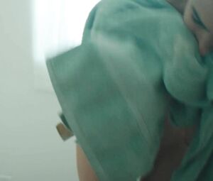 Man fucks petite actress Margaret Qualley in music video Love Me Like You Hate Me