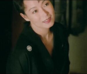 Girl doesn't get murdered by hitman but drilled in bed in retro film Crying Freeman (1995)