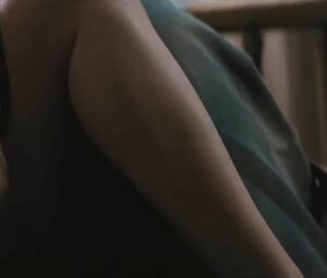 Reese Witherspoon shows how she fools around in sex scene from Water for Elephants (2011)