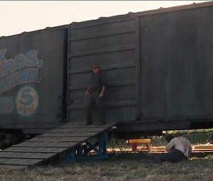 Reese Witherspoon shows how she fools around in sex scene from Water for Elephants (2011)