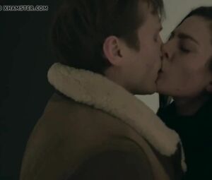 Man got right to fuck crying girlfriend in Winterherz Tod in Einer Kalten Nacht (2018)