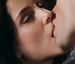 Girl sees man for the first time in her life but it doesn't stop her from fucking