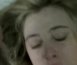 5x2 story of sexy Valeria Bruni Tedeschi who lies next to man and gets fucked (2004)