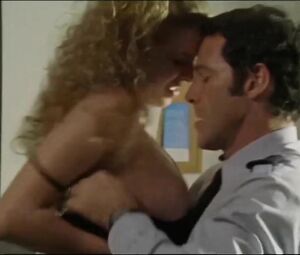 XXX video from Do Outro Lado do Mundo where skinny has an act of procreating with the cop