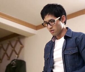 Asian and man met suddenly and hooked up in Our Ex-Girlfriend explicit sex scenes (2013)