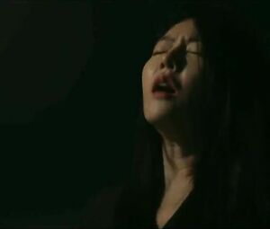 Oriental chick isn't scared of fooling around in Korean movie The Inside Story (2017)
