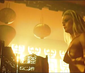 Babe doesn't want to be a lesbian lover but the woman warrior in Virtual Revolution