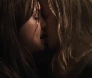 Tempting actresses in explicit HD sex scenes from movies where girls kiss each other