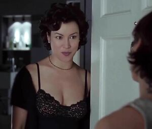 It takes less than minute for Jennifer Tilly to entice Gina Gershon in Bound (1996)