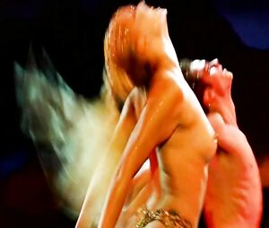 Strippers Elizabeth Berkley and Gina Gershon excite men and chicks in Showgirls (1995)